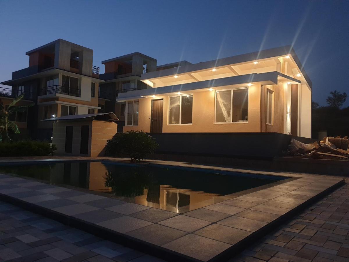 Royal Meadows Igatpuri 2Bhk Poolside Villa エクステリア 写真