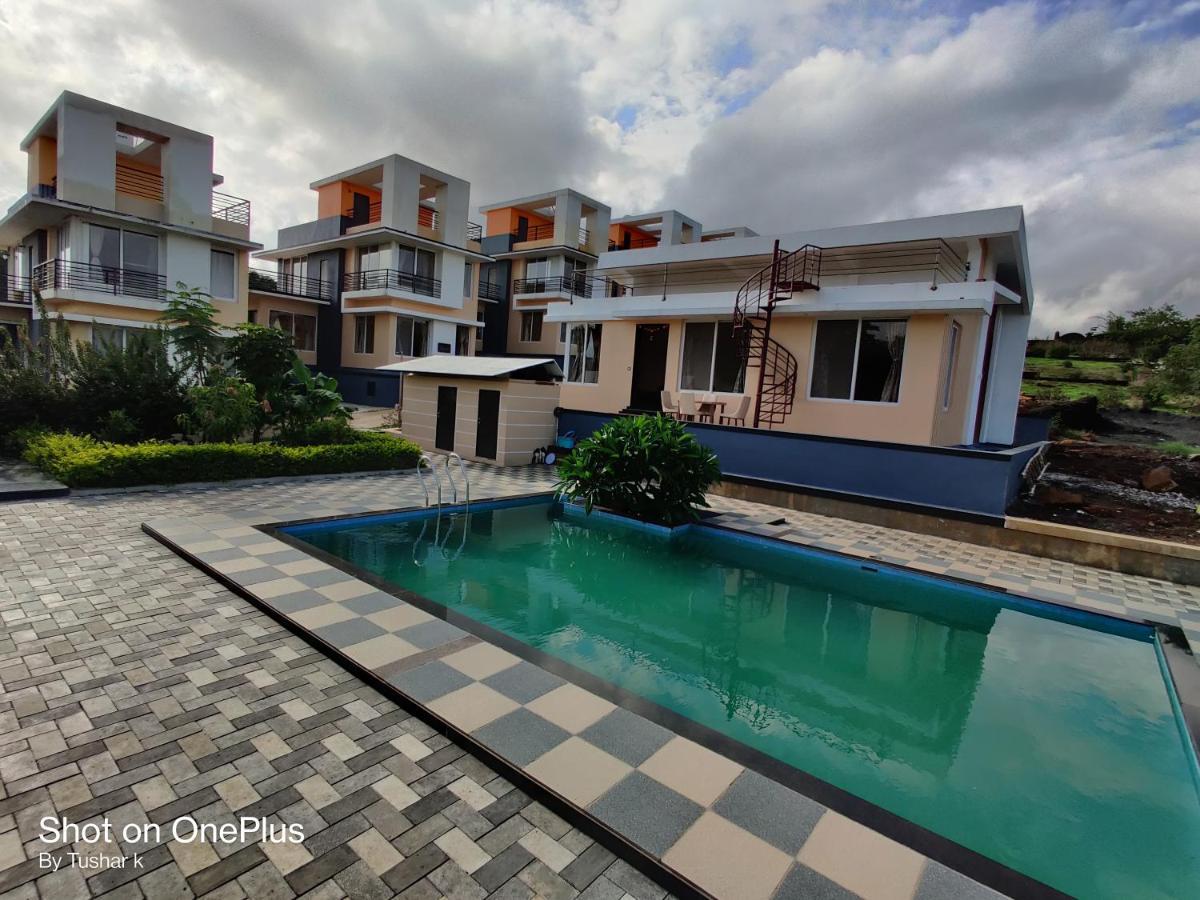 Royal Meadows Igatpuri 2Bhk Poolside Villa エクステリア 写真