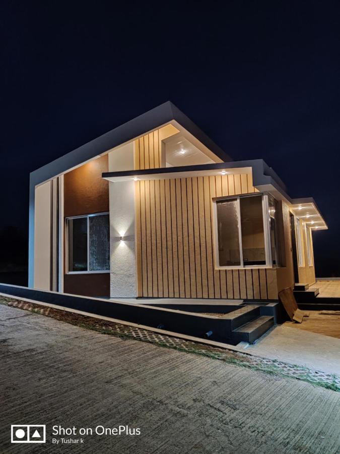 Royal Meadows Igatpuri 2Bhk Poolside Villa エクステリア 写真
